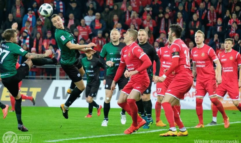 II liga: Widzew traci punkty z ROW-em. Radomiak znów liderem. Elana niespodziewanie przegrywa z Resovią (video)