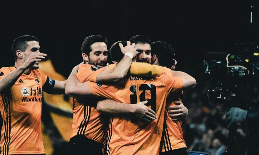Liga Europy: Salzburg rozbity, Sevilla rzutem na ta�m� remisuje w Cluj. Wolves gromi� Espanyol, Ajax przegrywa z Getafe