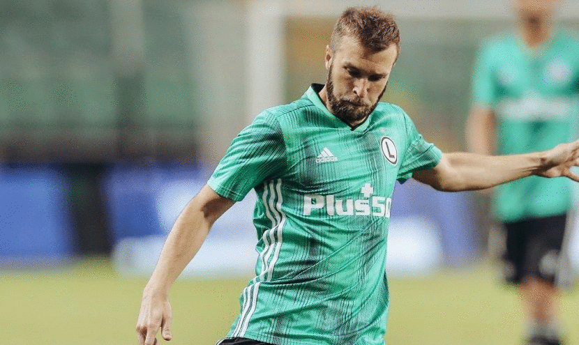 Twitter po Linfield: Mord�ga wysokich lot�w. Przy �azienkowskiej futbol na stojanowa. Najbardziej zachwycony Szpakowski
