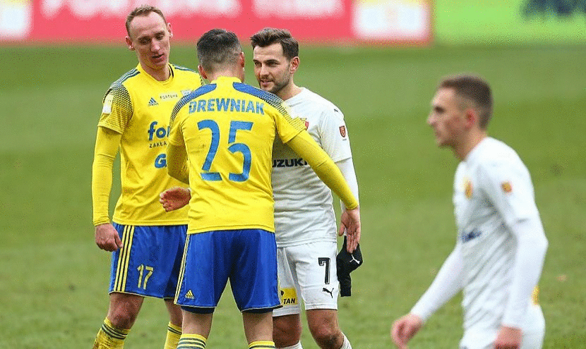 Arka rozmontowana do ostatniej �rubki i zbudowana od nowa. Ile na tym zyska i czy w og�le?